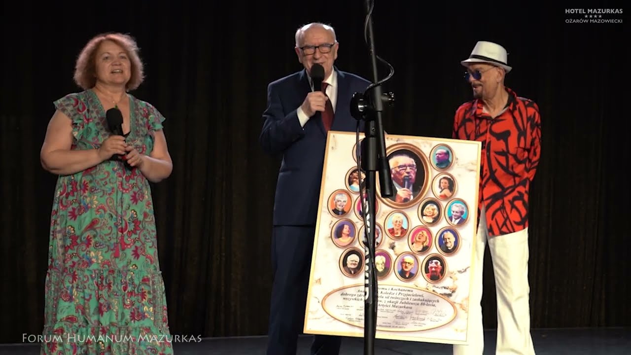 79 Forum Humanum Mazurkas-Bożena Sitek i Witold Mysyrowicz - prezent dla Andrzeja Bartkowskiego