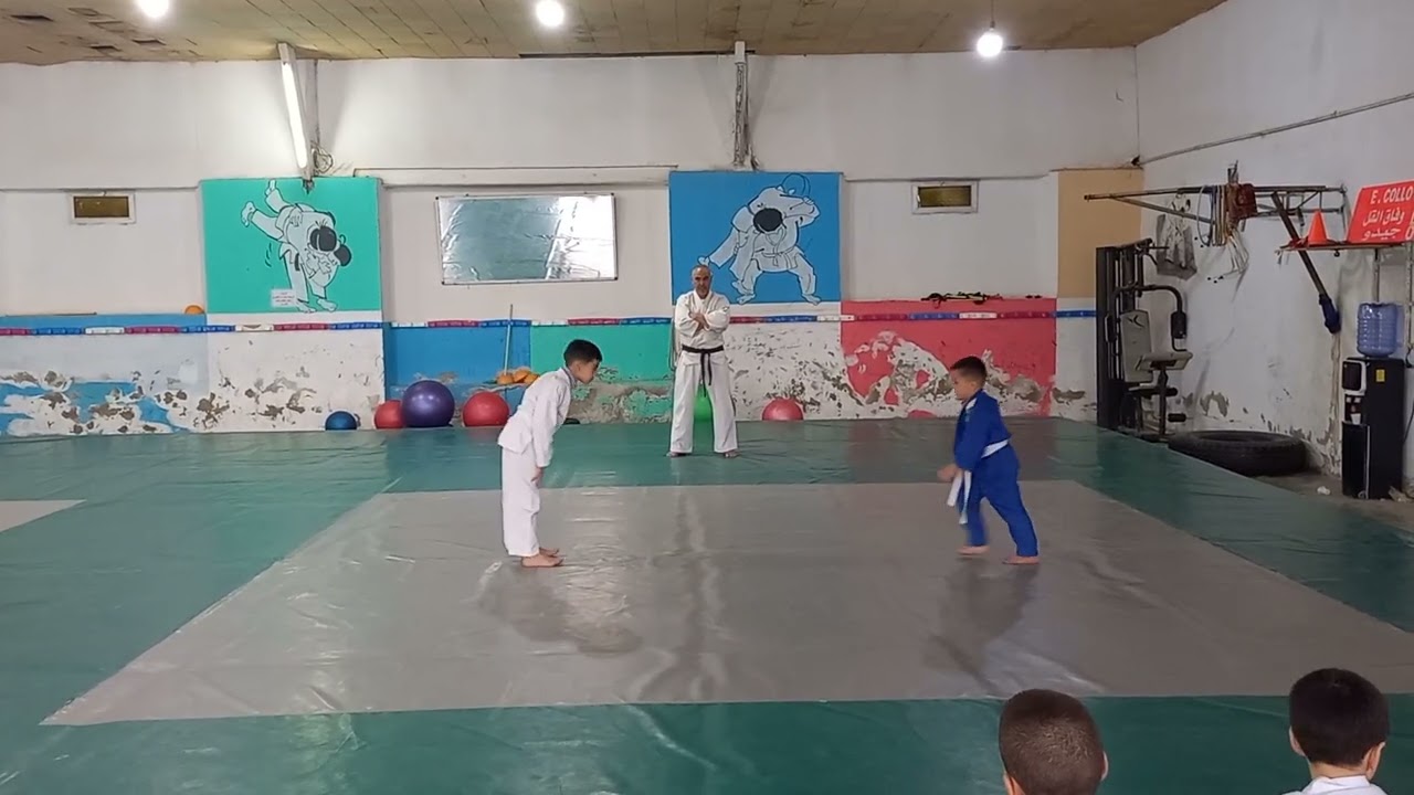 حصة يوم الجمعة 06 03 2026 منازلة بن علجية VS حجاج الجزء 1
