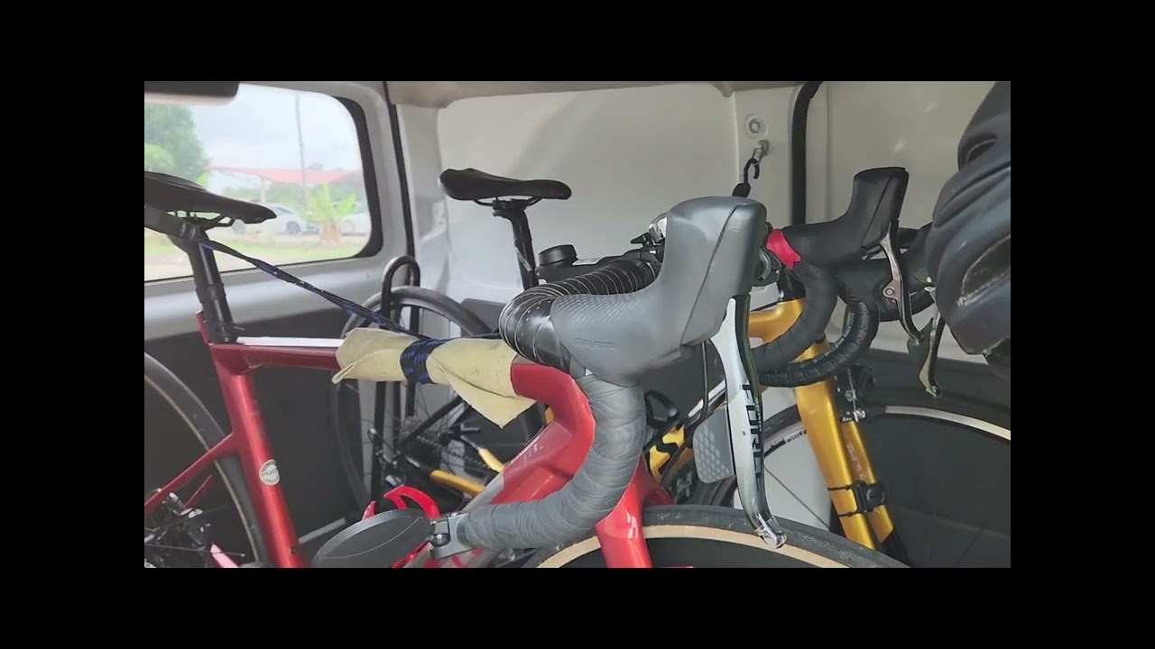 DFSK/ตงฟง ตู้บรรทุก  MINI VAN 1300 CC. 22/5/2024
