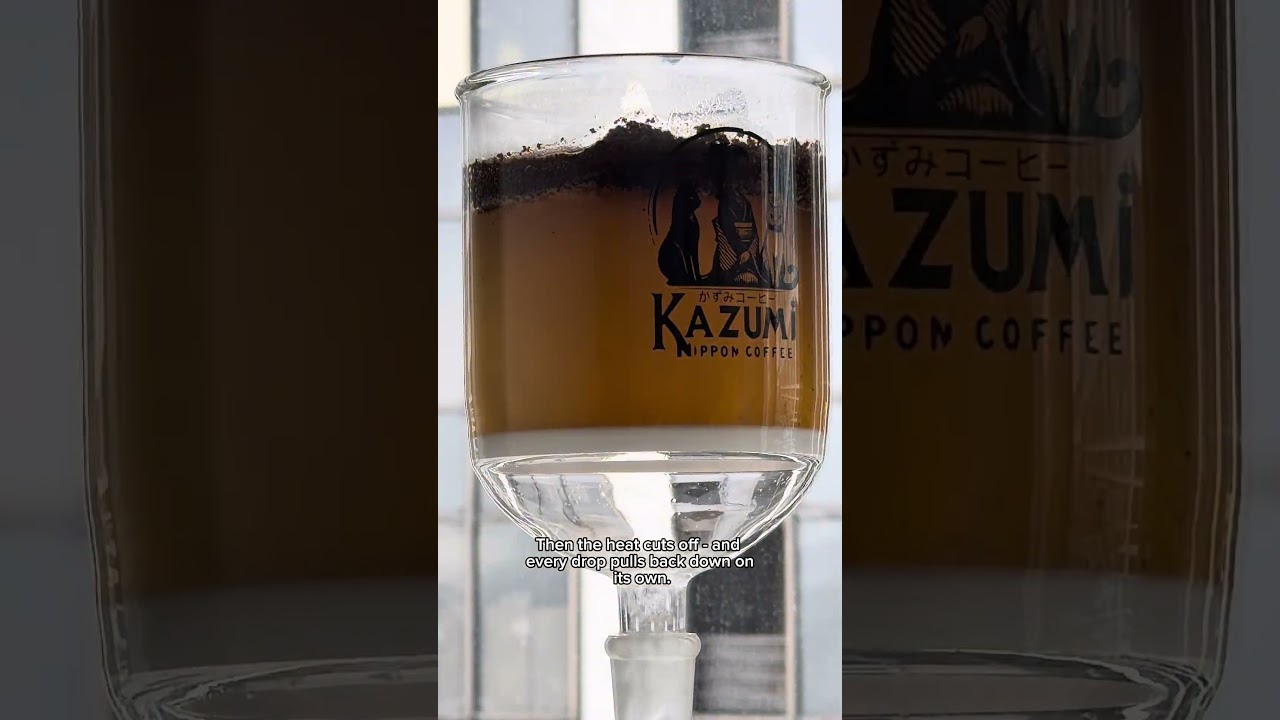 Кофе Казуми в сифоне #kazumicoffee #coffee #siphoncoffee #japanesecoffee #coffeebrewing