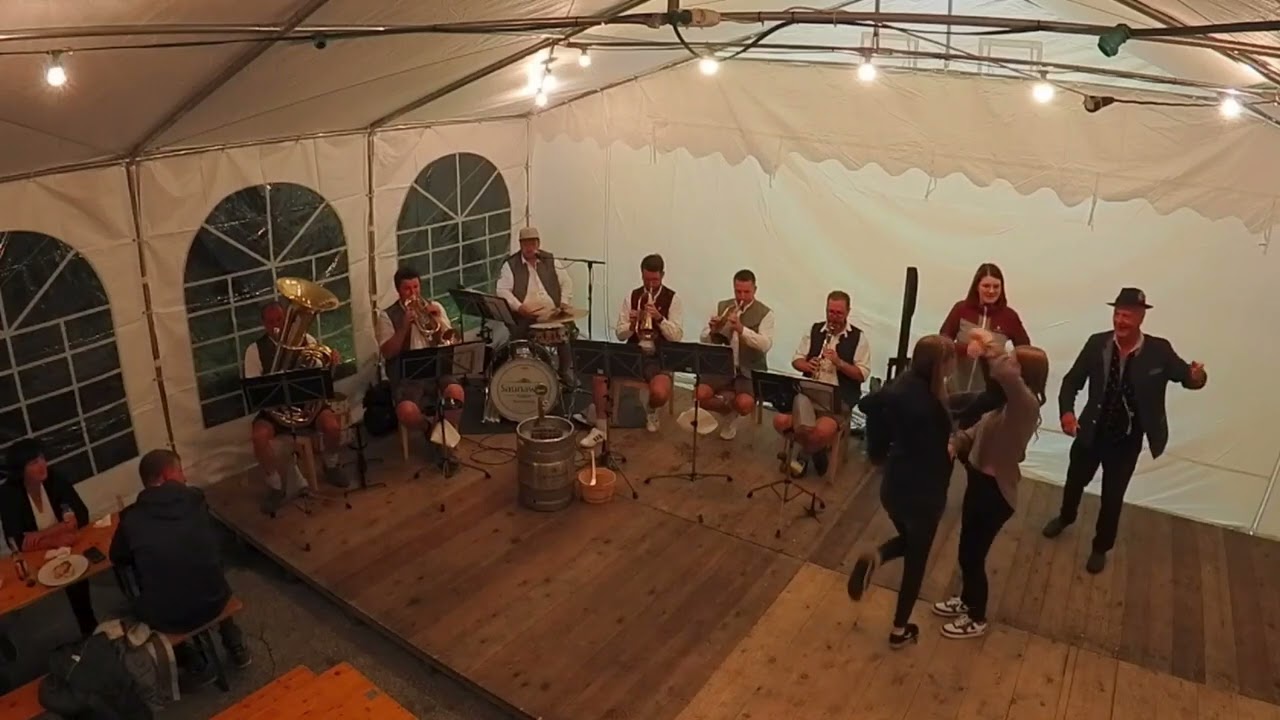 Bergmoos Boarischer - Saunawirt Tanzlmusig