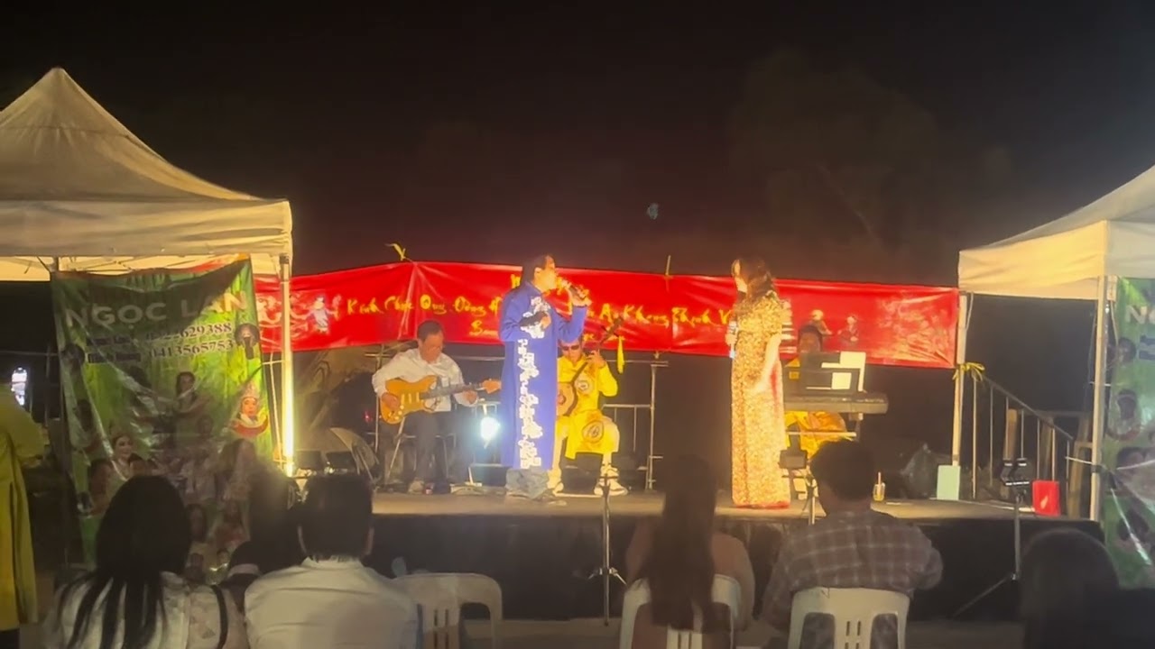 More Classic Viet singing 