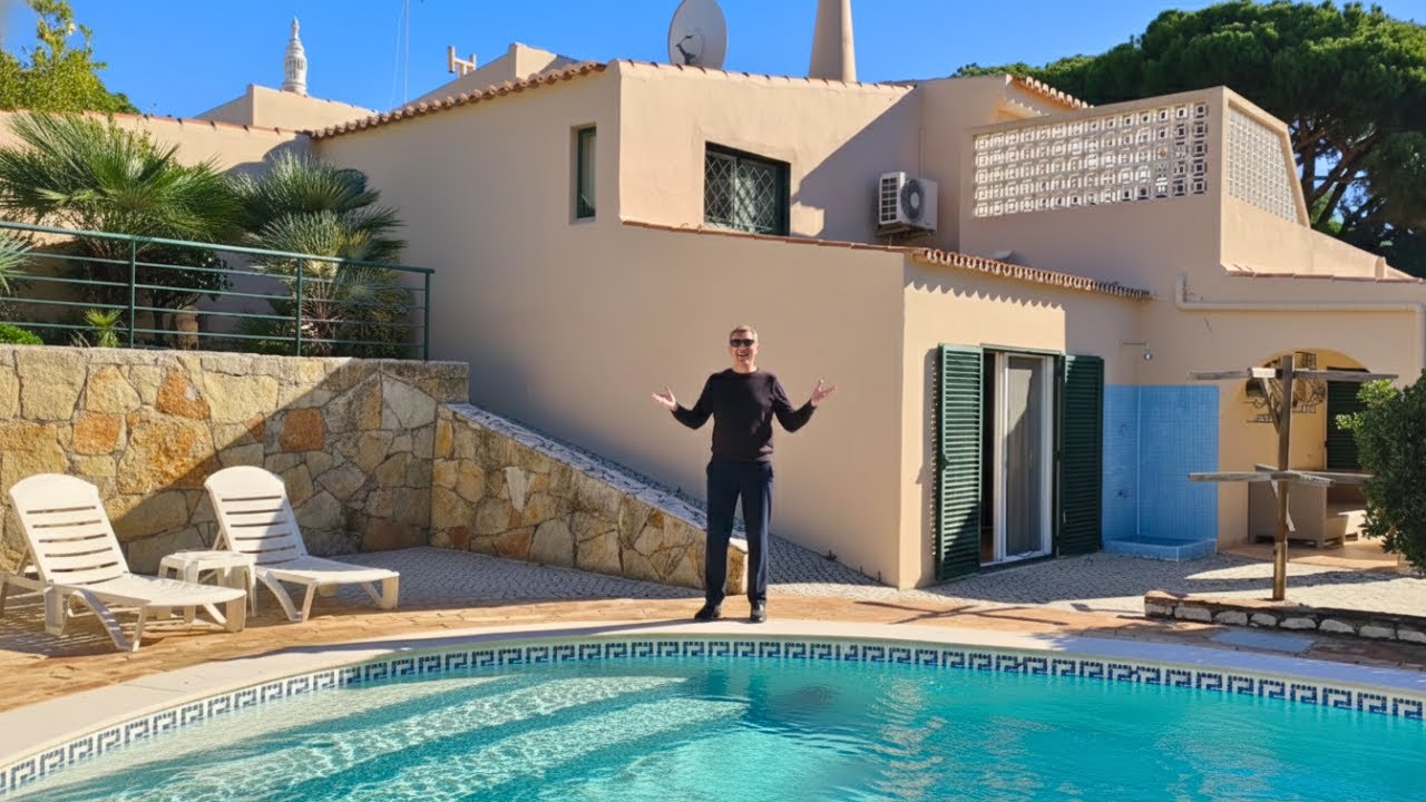 South-Facing Villa with Pool in Vale do Lobo | Vendici Properties