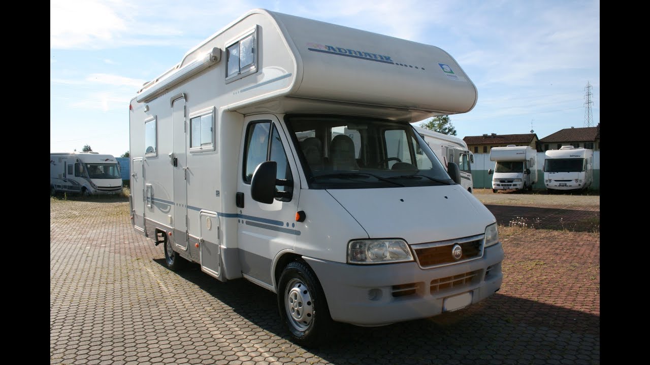 ADRIATIK Coral 680 SK Mansardato usato