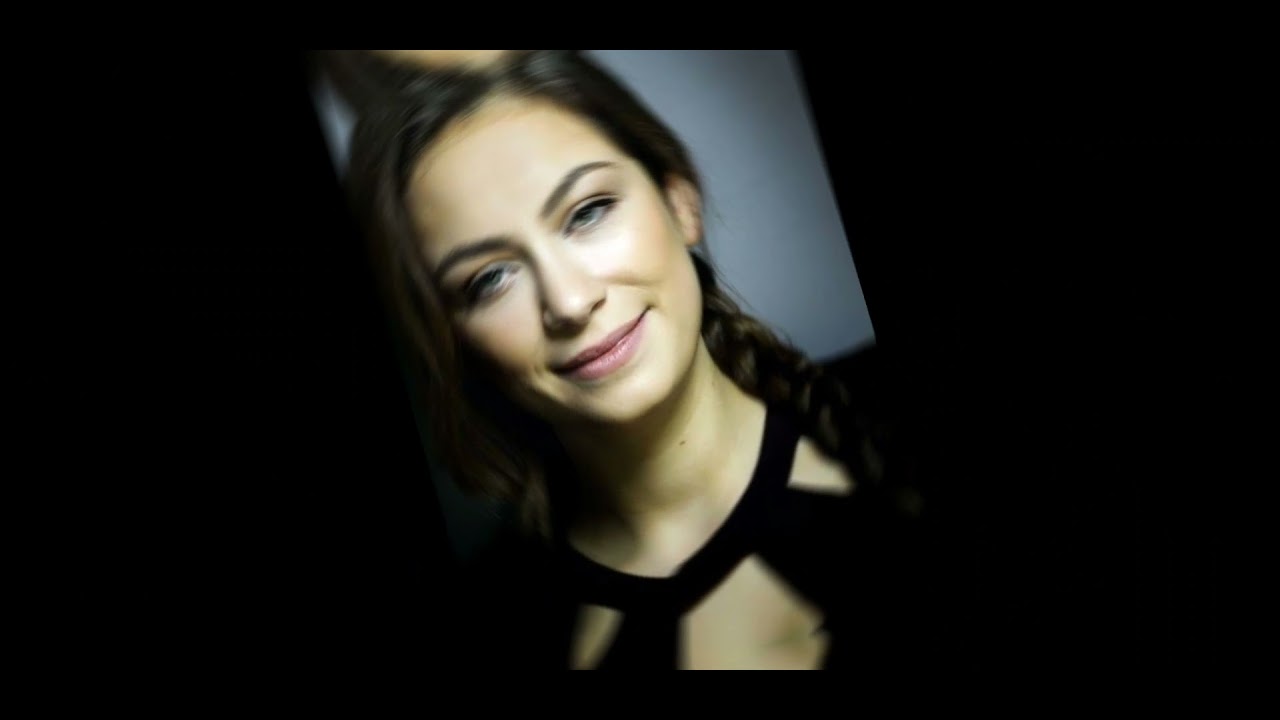 turkish actress Buse arslan Latest amazing beautfull images of real life