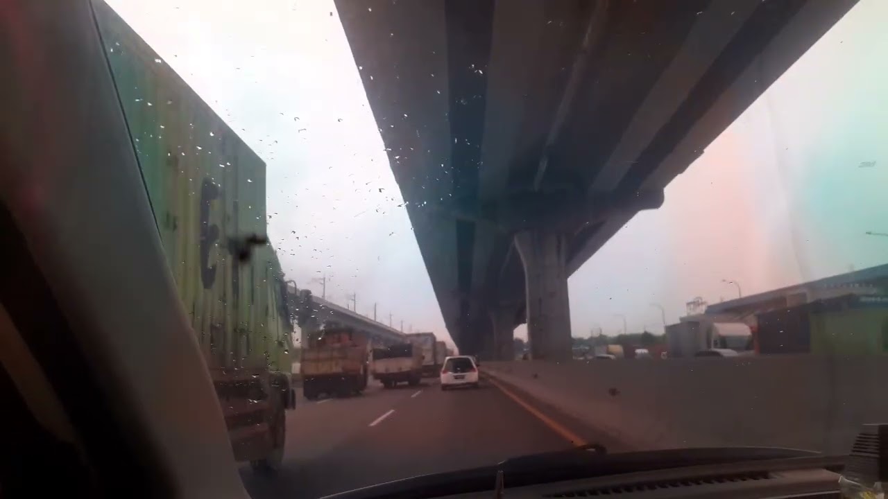 Suasana Perjalanan dari Gerbang Tol Cikarang Utara Menuju ke Tambun