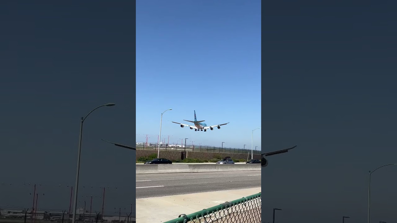 Korean Air 747-8i Landing at LAX #QueenOfTheSkies