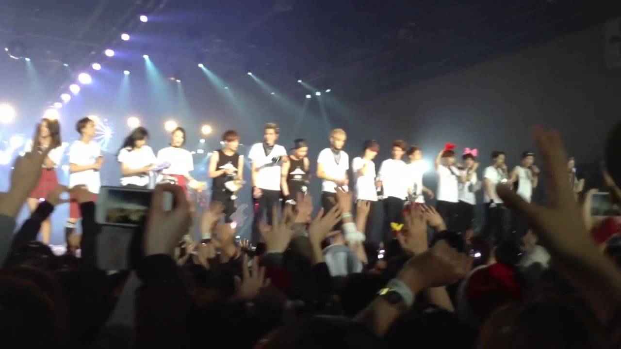 131224 SMTOWNWEEK EXO f(x) ending
