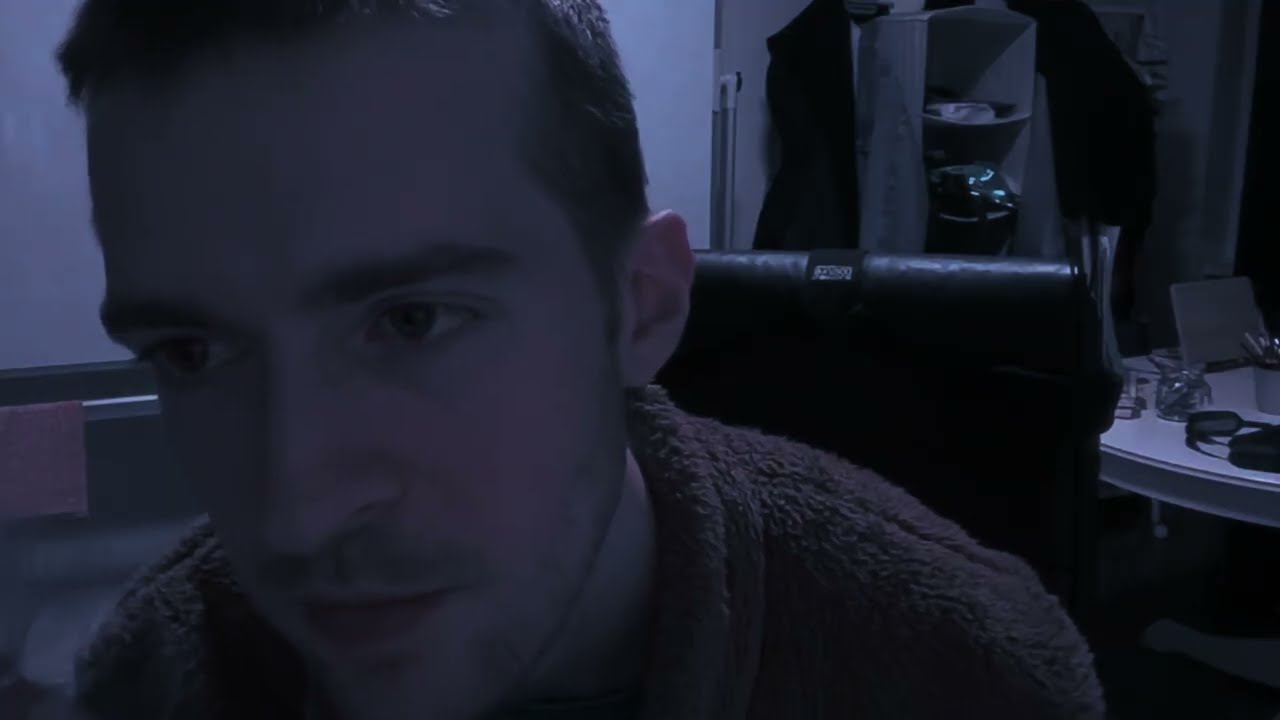 ASMR | singing/whispering: Wasted Day (loop)