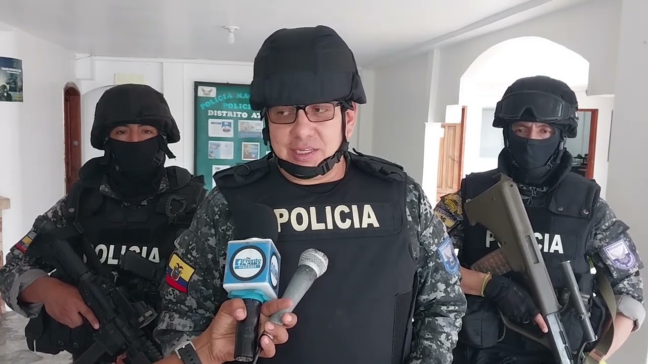 OPERATIVO POLICIAL EN ATACAMES RESULTADOS TRES DETENIDOS