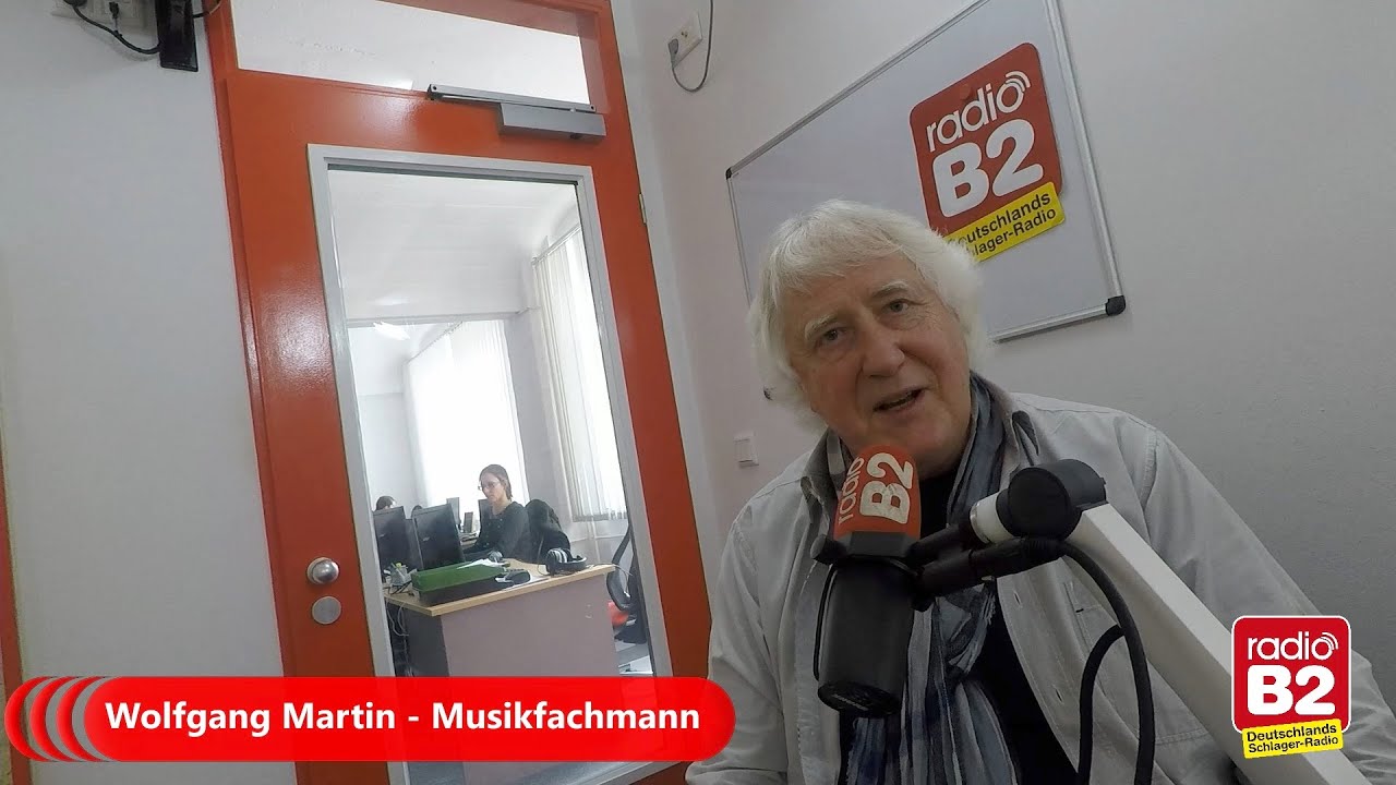 Musikjournalist Wolfgang Martin stellt sein Buch über das Musikgenie Holger Biege bei Radio B2 vor