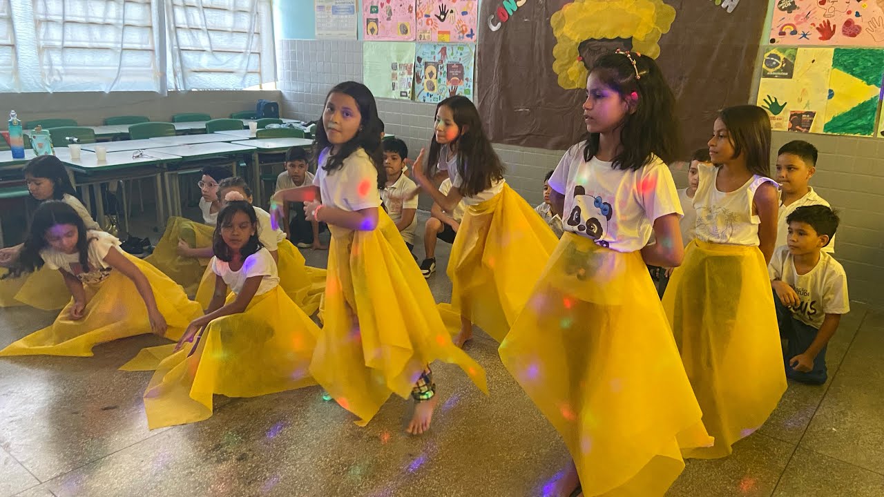 Coreografia da consciência Negra “Pérola Negra”.