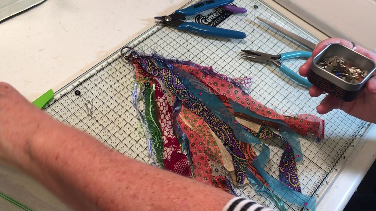 Craft with Me - Boho tassle and junk mail journal card