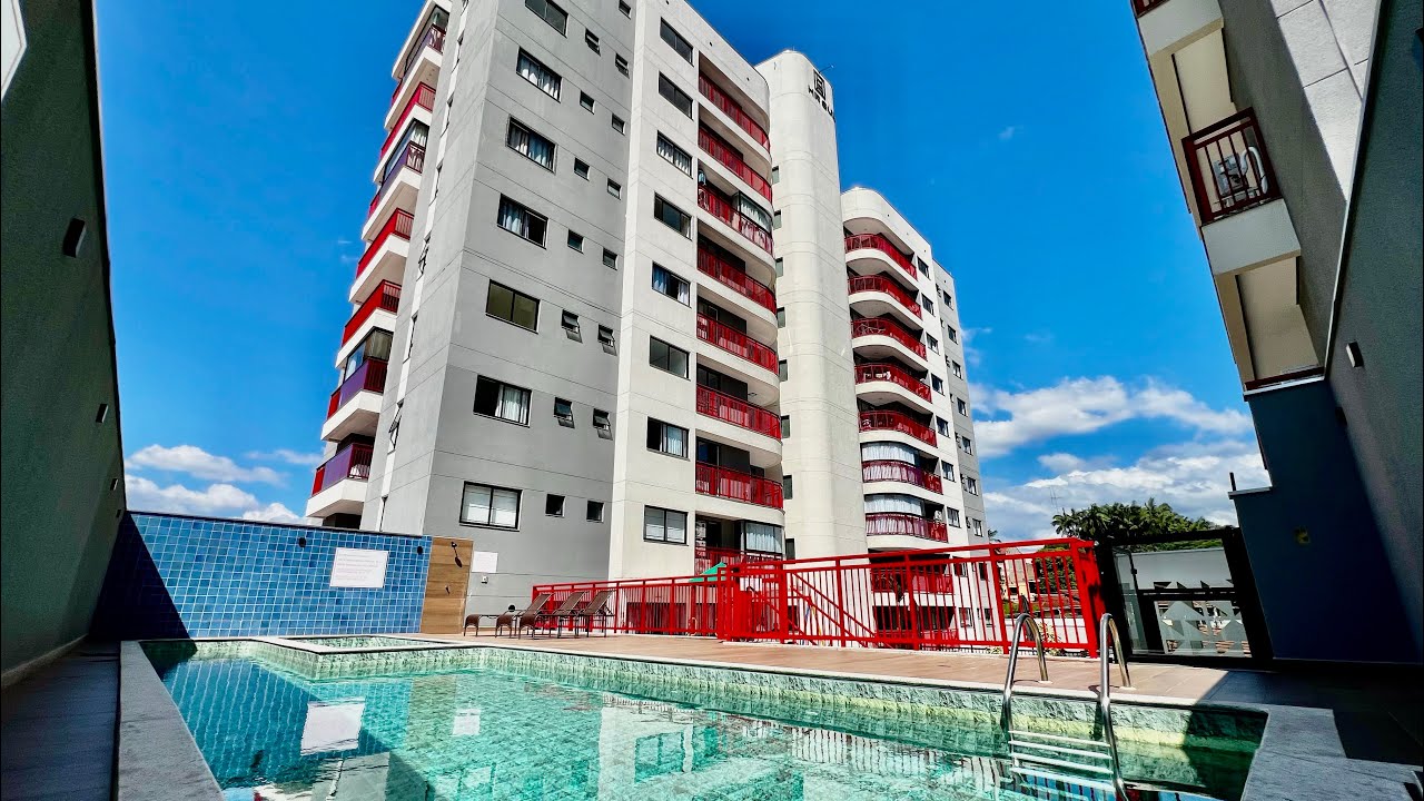 Apartamento 2 quartos (1 suíte) 2 vagas e sacada com churrasqueira no bairro Velha em Blumenau!