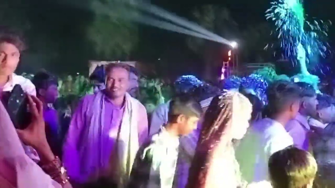 @nilu3614  आदिवासी नाचते- नाचते  वीडियो किंग 👑