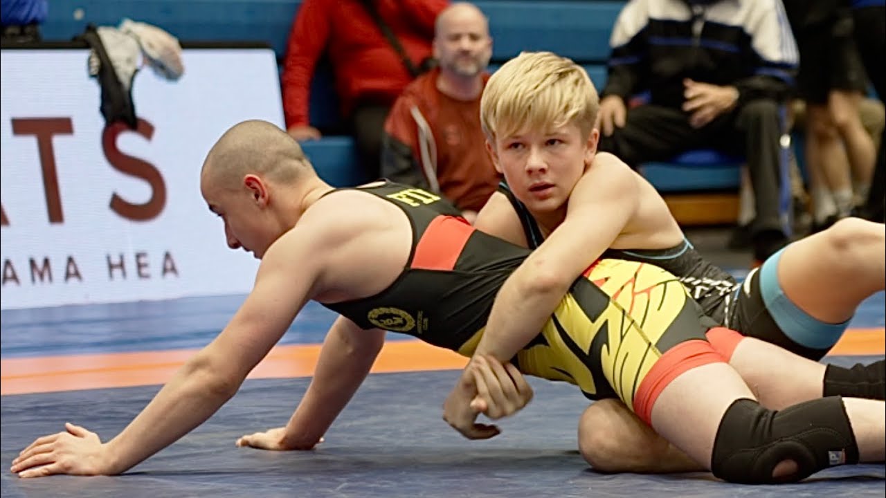 U13 Dzhaprail Meserbiev (FIN) vs Markos Kannela (EST) 60kg. Greco-roman boys youth wrestling. B-cam