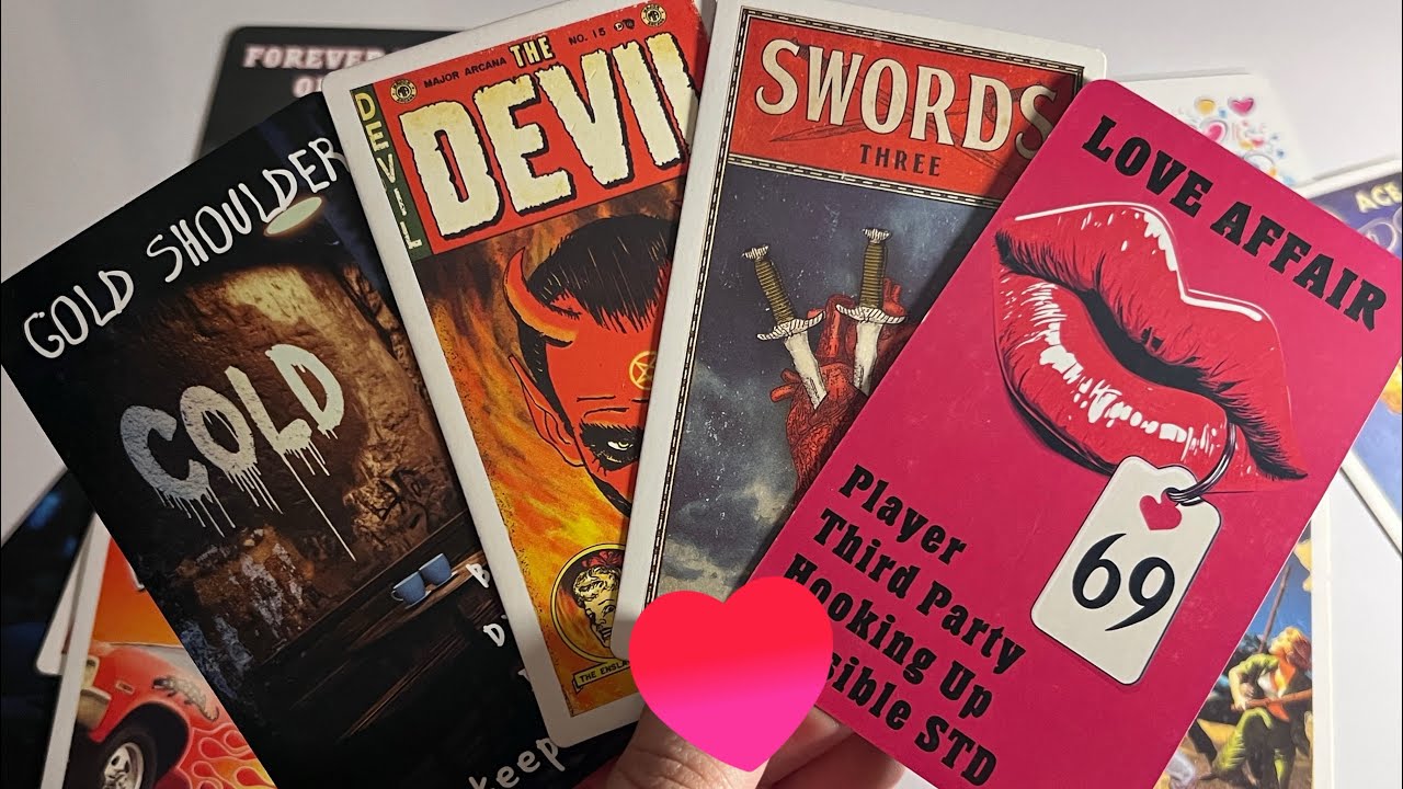 Who is interested in you & why?😍🫣 Hindi tarot card reading | Love tarot