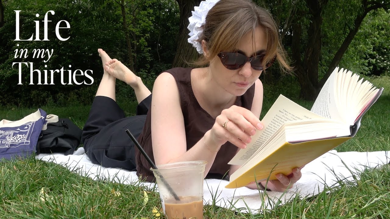 Life in my Thirties (18) | family time in Germany, books, cosy vibes