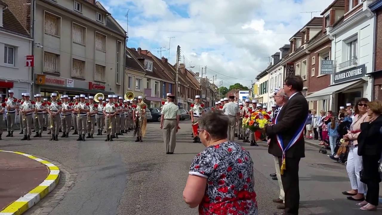 BRETEUIL SUR NOYE  REND HOMMAGE À LA LEGION