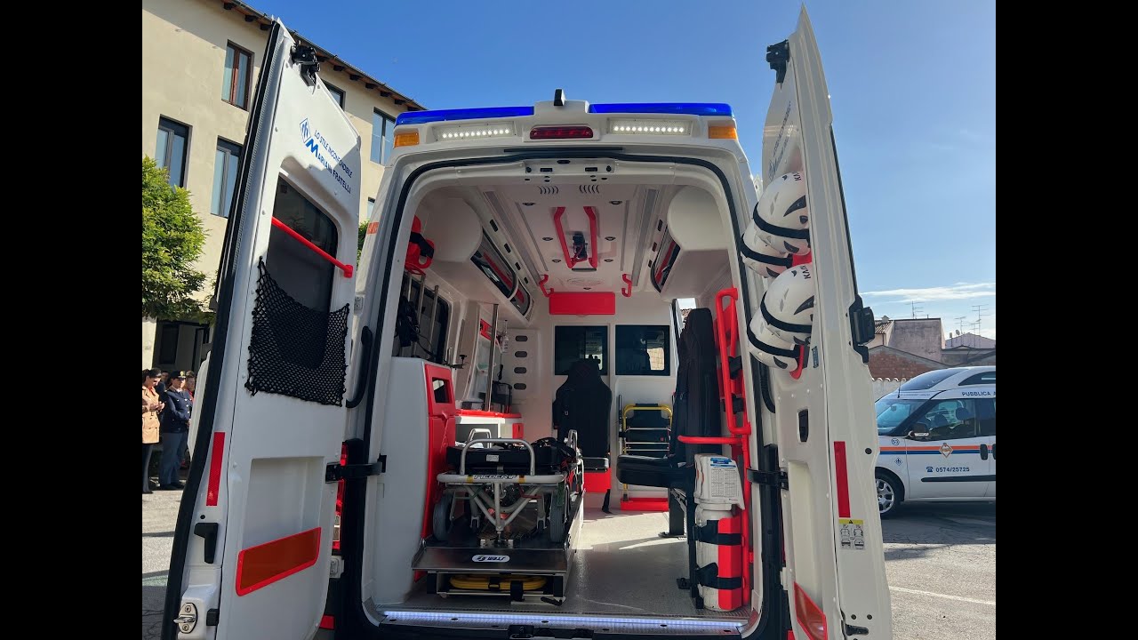 Tre nuovi mezzi sociali, un'ambulanza e il dormitorio per la Pubblica Assistenza L'Avvenire Prato
