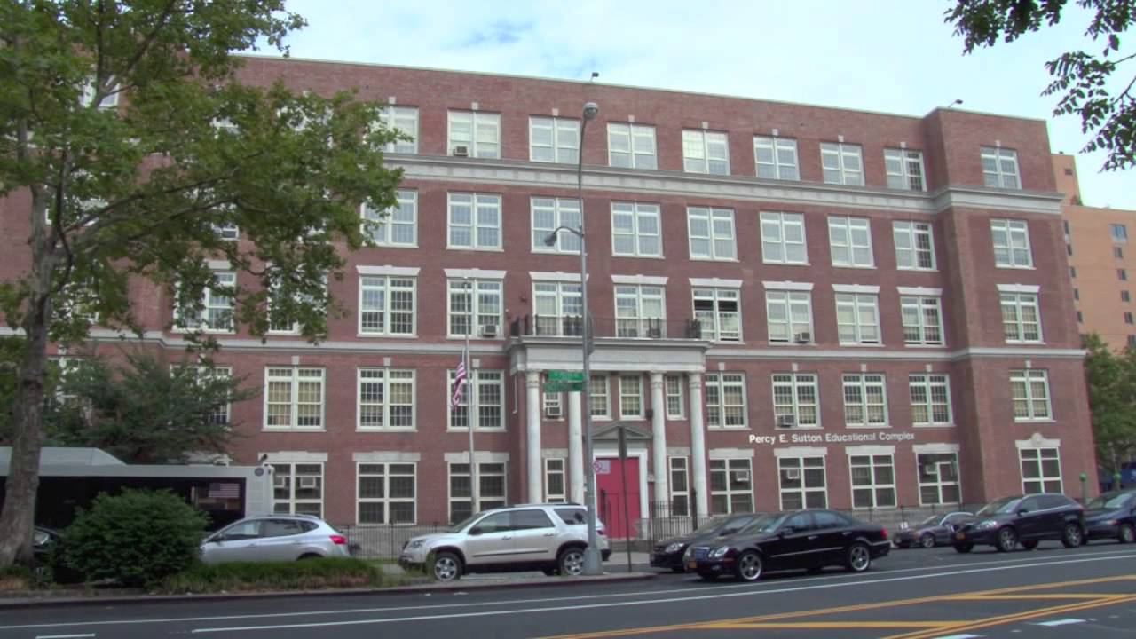 Bread and Roses Integrated Arts High School