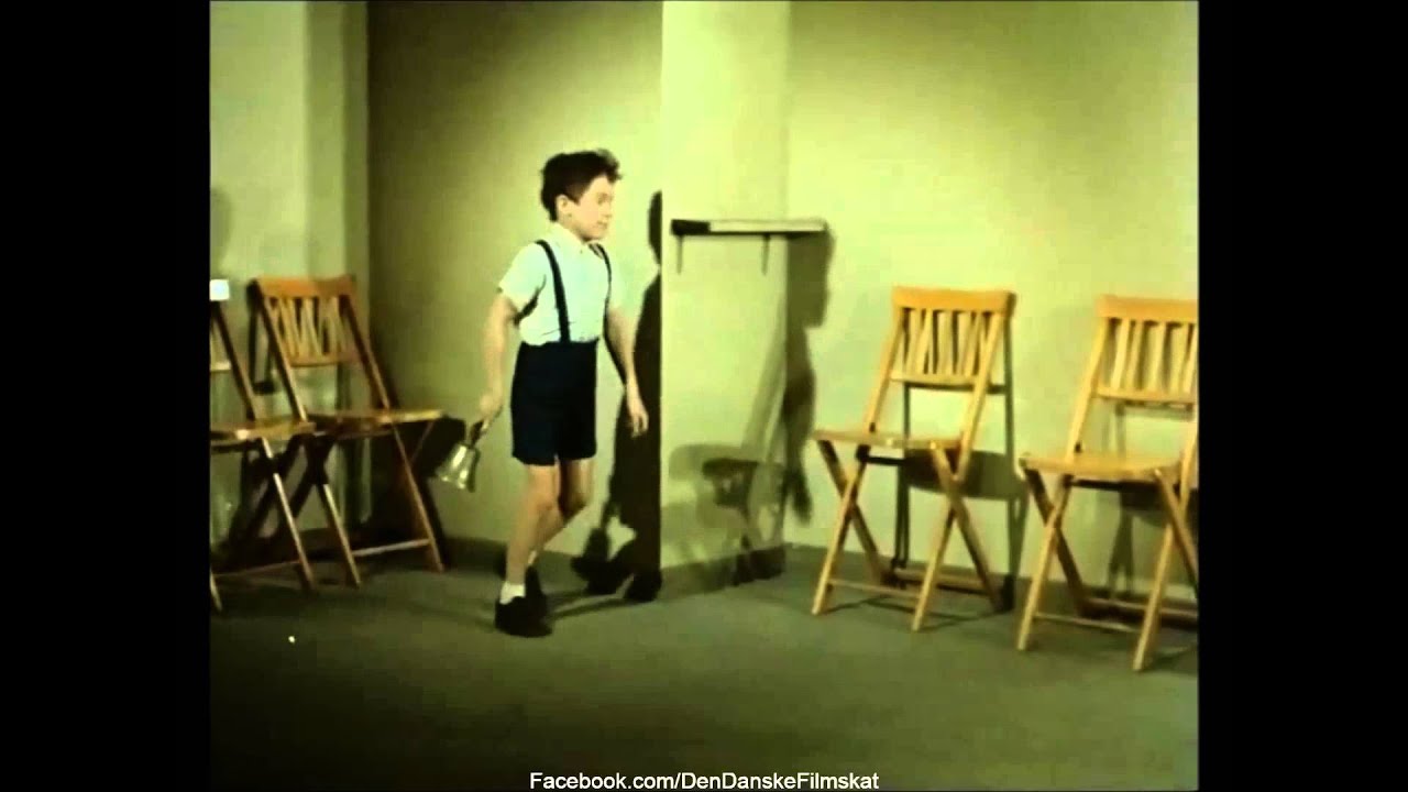 Far til fire i byen (1956) - Per vil ind til rektor