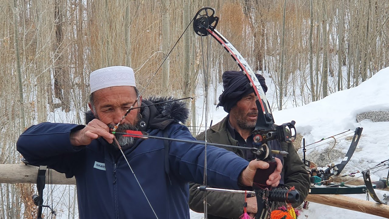 مسابقه کمان بازی و مجلس گرم شعرخوانی | قسمت اول