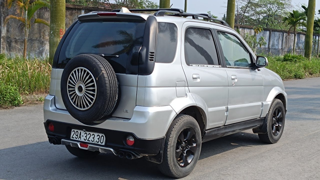 Zotye 5008 nhập khẩu Máy Mitsubishi 1.3 cầu sau số sàn khoẻ đi thích mà giá cứng 95 triệu