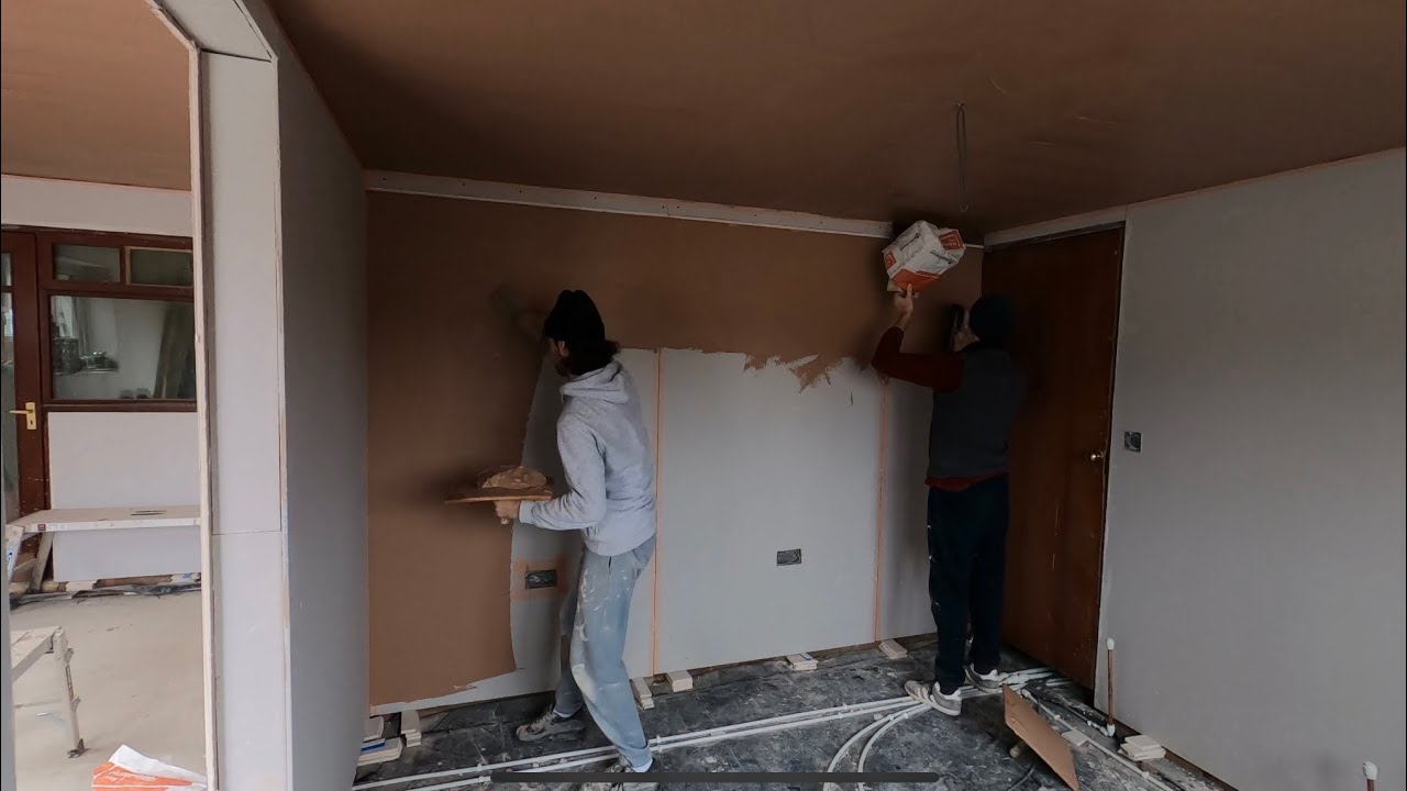 Dot & Dabbing (plasterboarding) And plastering A Kitchen Extension