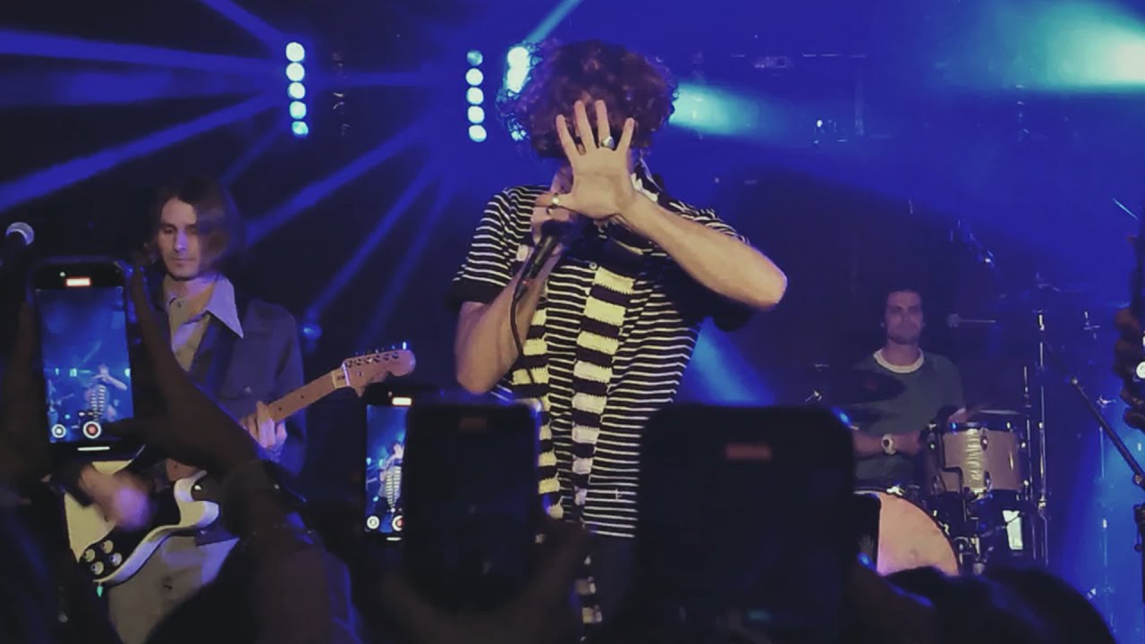 almost monday - can’t slow down (live in Warsaw)