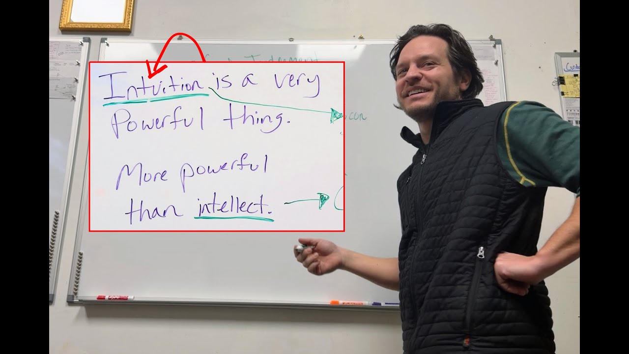 Why Smart People make Dumb Decisions (Intuition vs Intellect) - SubC-1.1