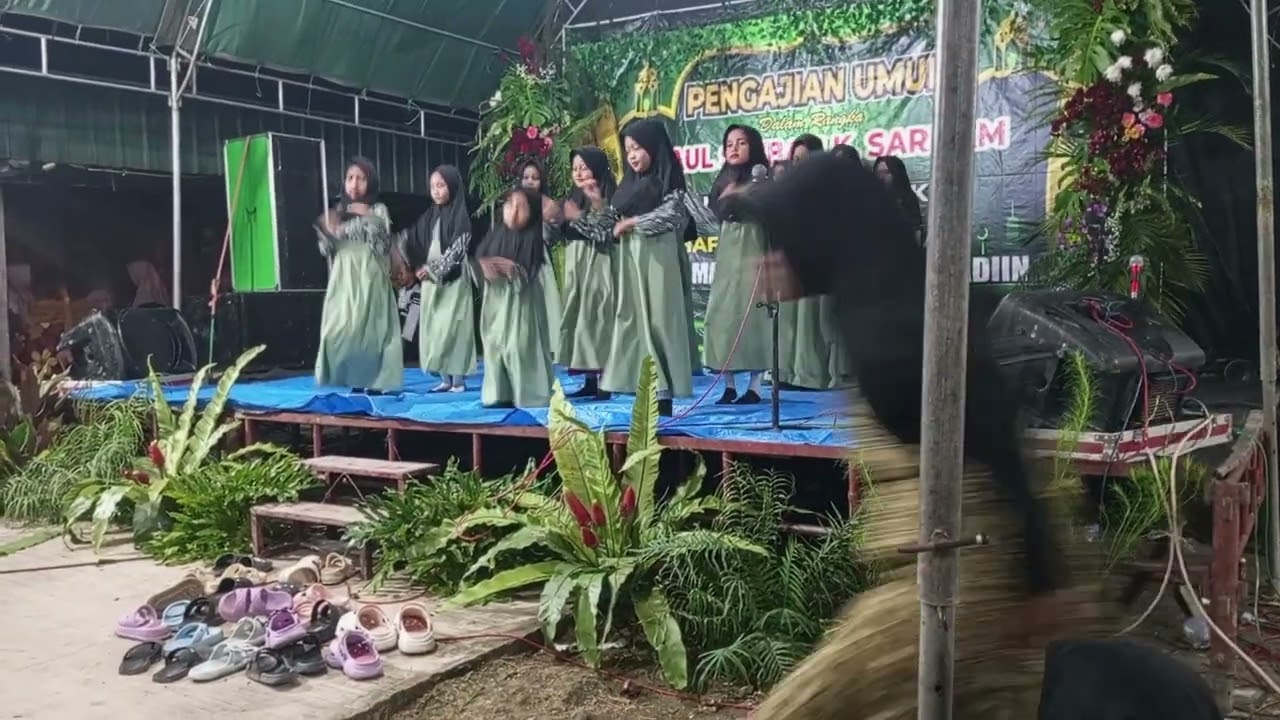Kreasi anak santri madin