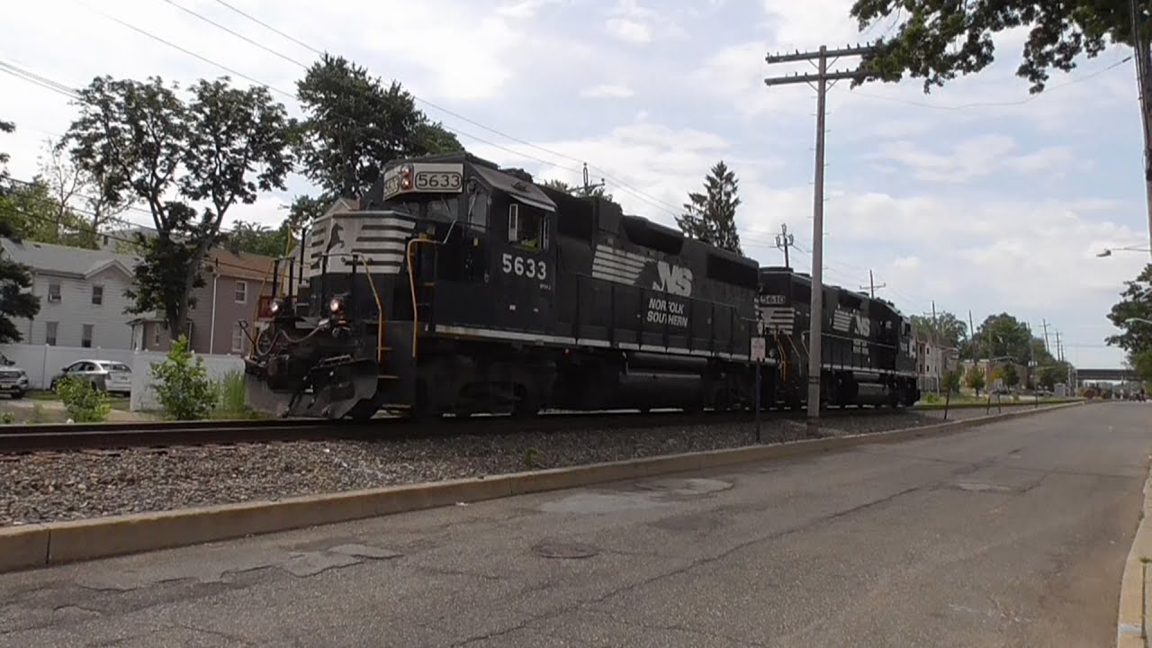 Pascack Valley Line Trains in Hackensack 6/10/21