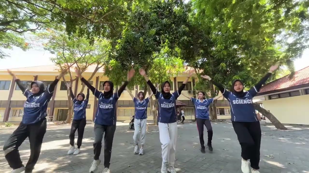 UTS PJOK - SENAM AEROBIK PROGRAM STUDI ILMU POLITIK 2024 D