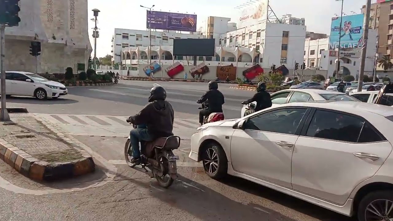 Cantt station to Teen talwar Clifton road tour | Karachi road tour 