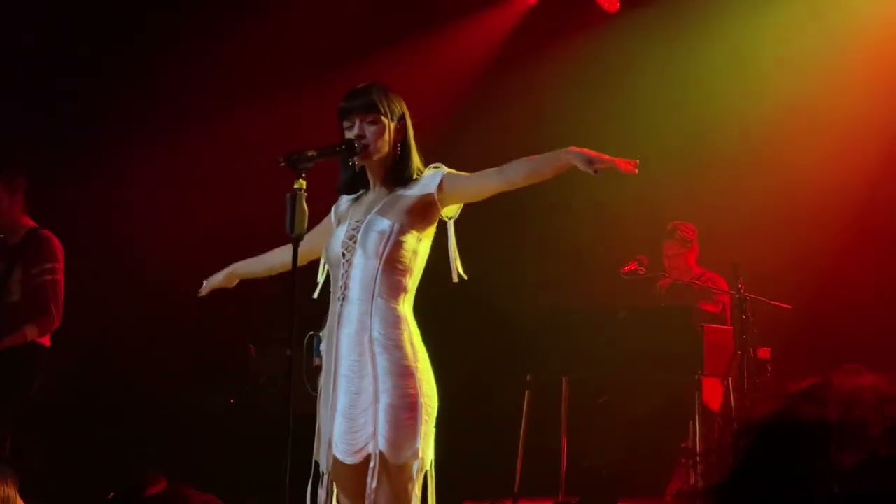 The Marías - Calling U Back LIVE Vancouver 12.8.22