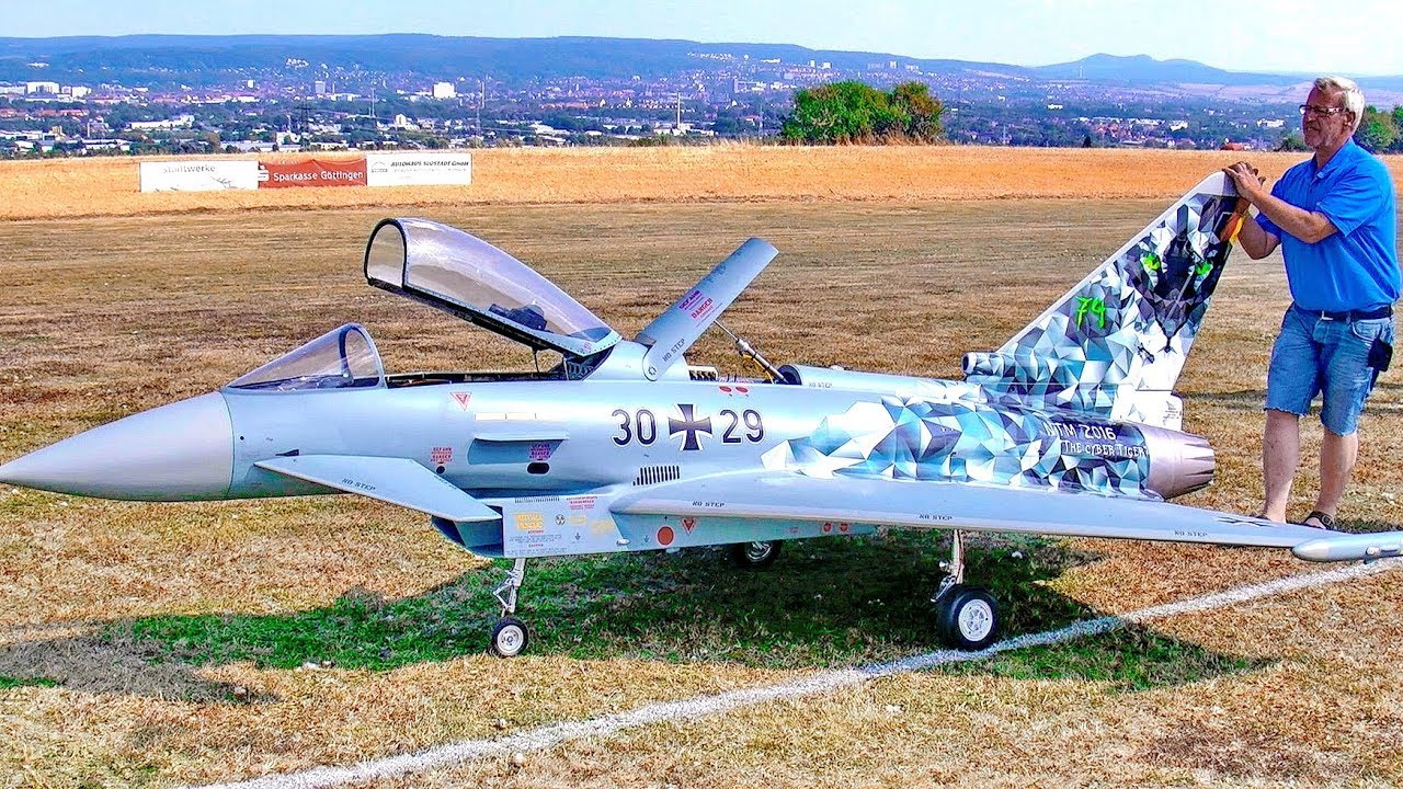 GIGANTIC XXXL 83KG HUGE RC EUROFIGHTER TYPHOON FLIGHT DEMONSTRATION WITH FATAL LANDING !!!