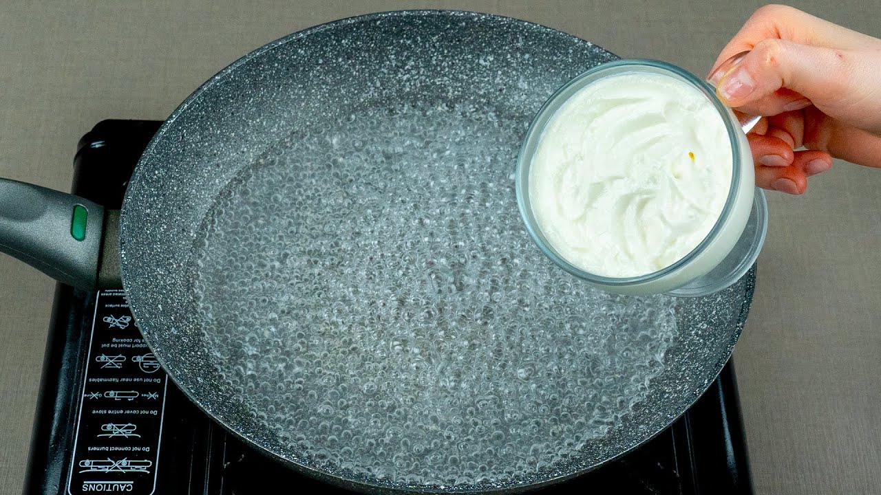 Я просто добавляю йогурт в кипящую воду! Я ем их вместо хлеба