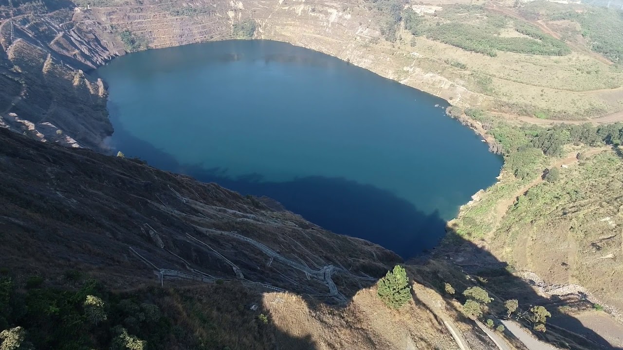 Drone voa na SERRA DO CURRAL - Belo Horizonte/MG