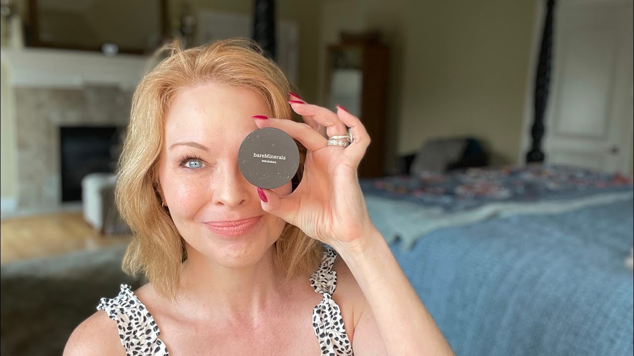 Демонстрация тонального крема Bare Minerals Foundation на зрелой коже #maturebeauty #cleanbeauty