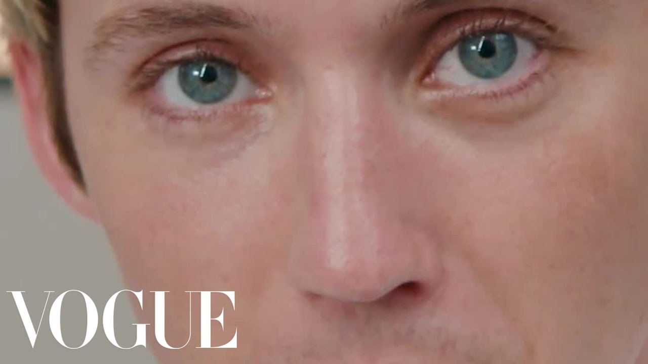 Lily-Rose Depp Taught Troye Sivan How to Pose on the Red Carpet