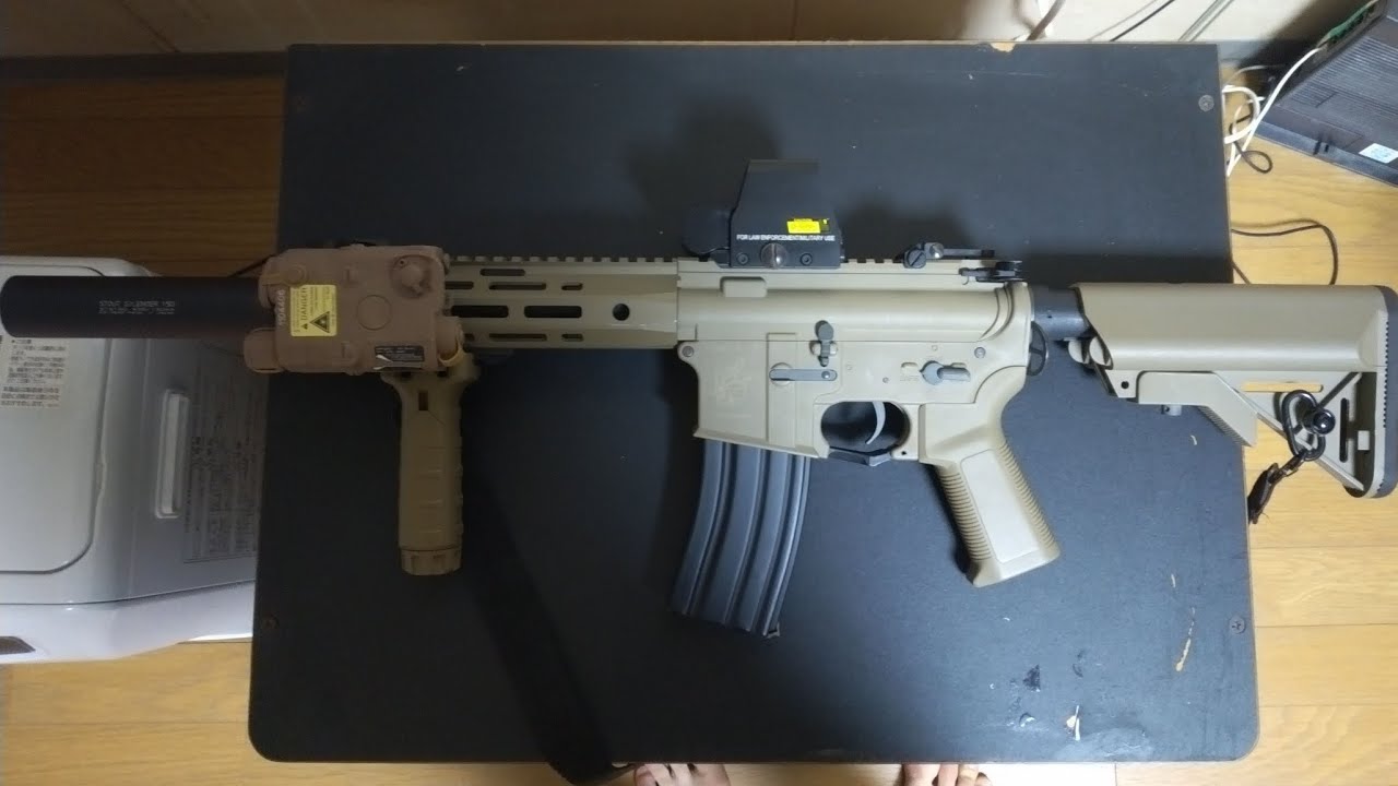 エアガン: カスタムにしたS&T M4 Urx4 M-lok電動ガンを紹介（おもちゃ）#電動ガン #airsoft #m4 #エアガン #s&t