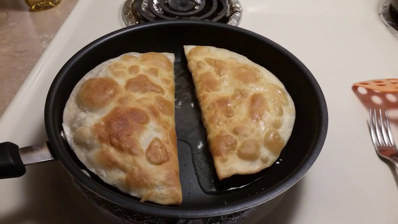 Uncooked Flour Tortillas stuffed w/Beef /Чебуреки с  Говядиной и свезжые тортила