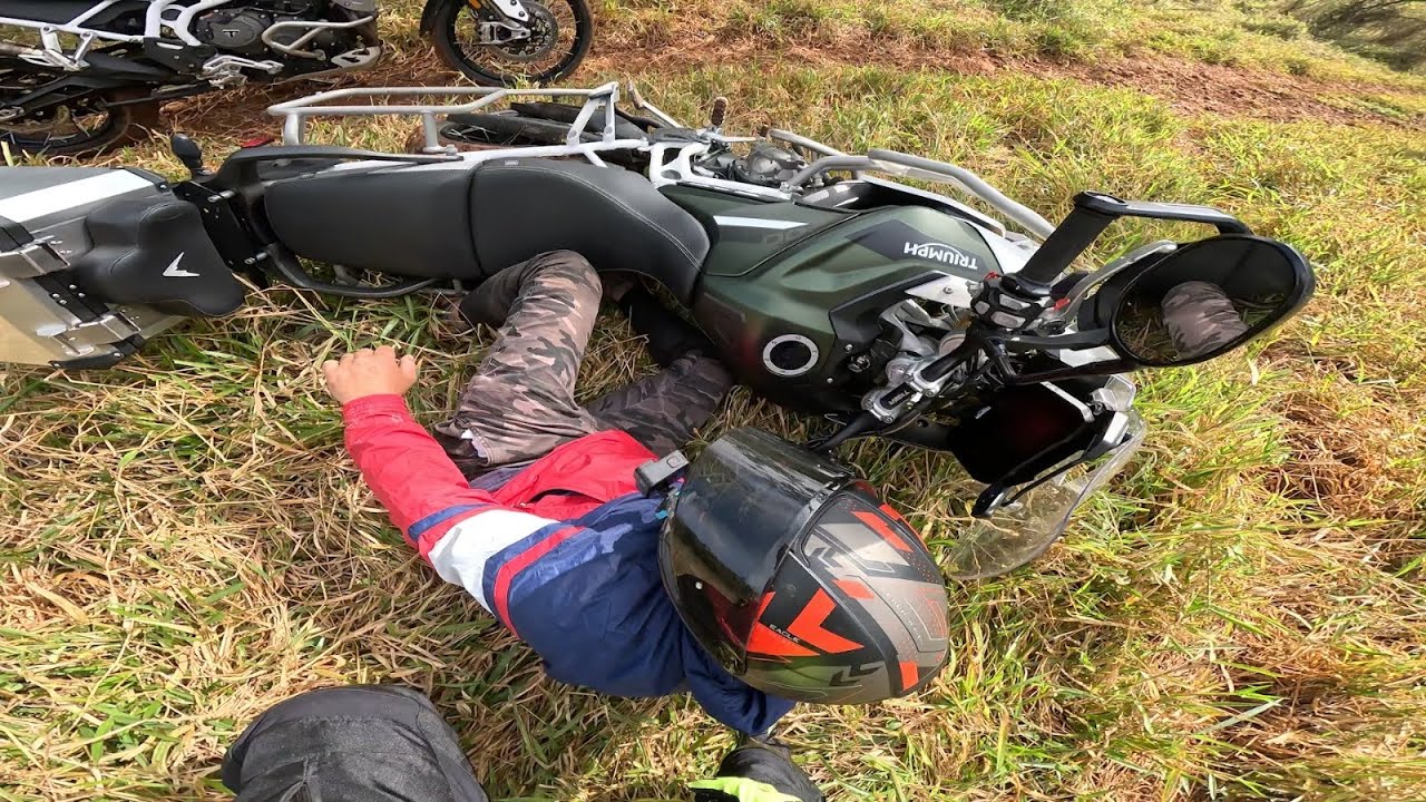 CAPOTEI A TIGER 900 NA TRILHA  TROLEI MEUS AMIGOS 🥲