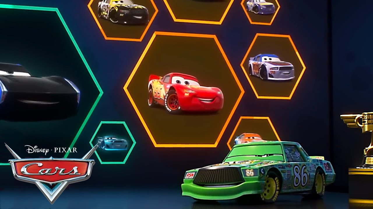 La próxima generación de pilotos contra leyendas veteranas | Pixar Cars