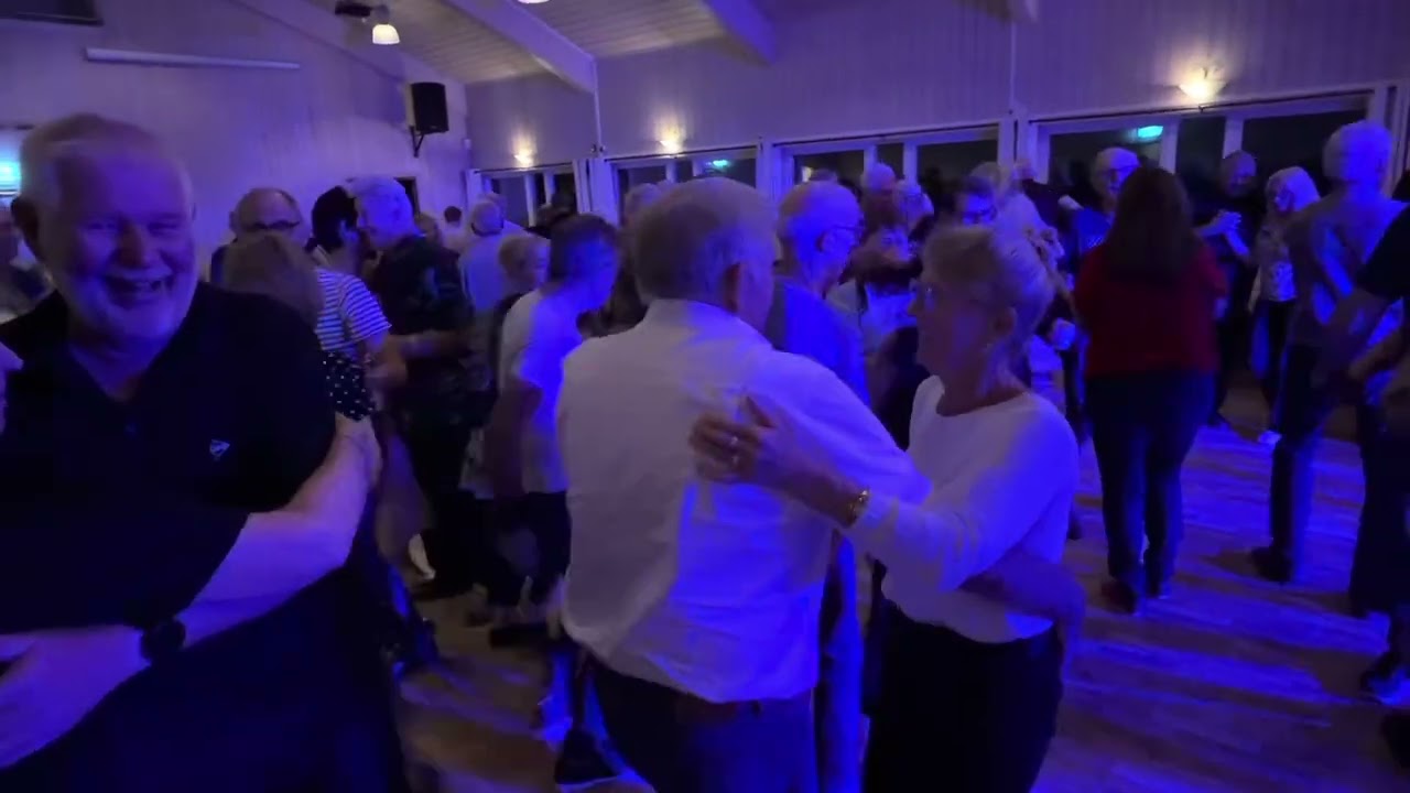 Det Måste Gå Att Dansa Til m Lars Espen Skogvold på Tirsdagsdansen Leirsund 30/9