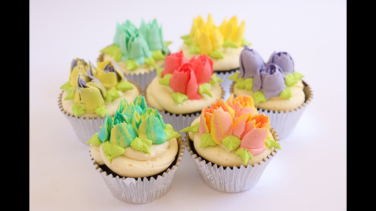 Floral Cupcakes- Russian Piping Tip Demonstration- Rosie's Dessert Spot