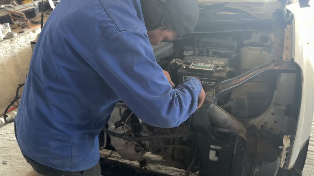 Instalación de marco de radiador Renault koleos 2011