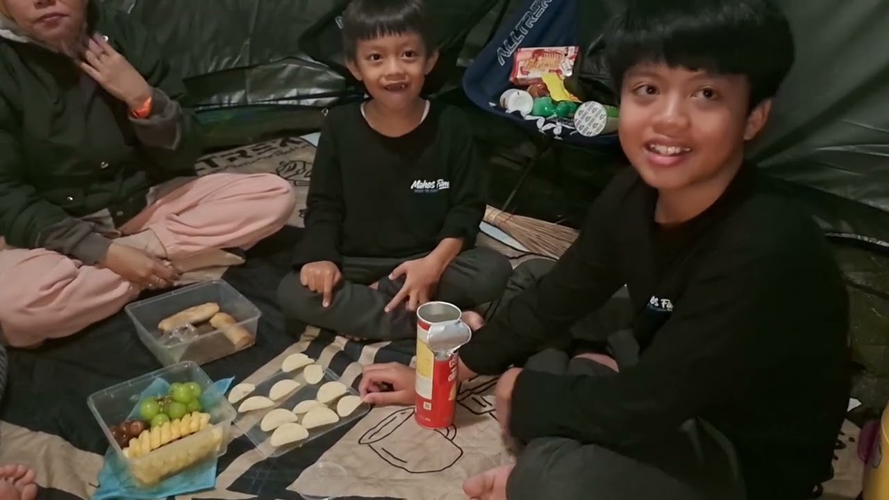 RAMADHAN CAMPING DI ATAS AWAN! ⛺ Syahdunya Embung Bansari Temanggung | Kuro Camp