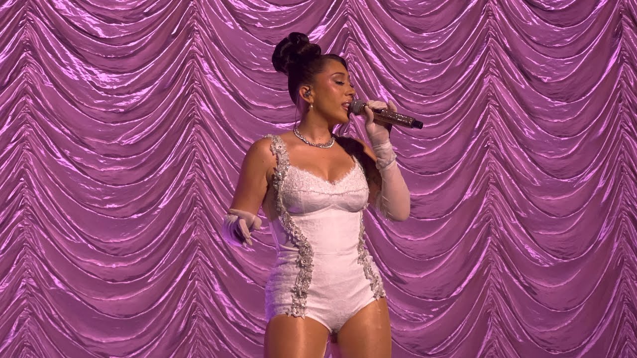 KALI UCHIS - THE SINCERELY TOUR - FULL SHOW FRONT ROW - TORONTO - 2025-09-17
